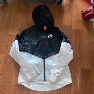 Nike windbreaker
